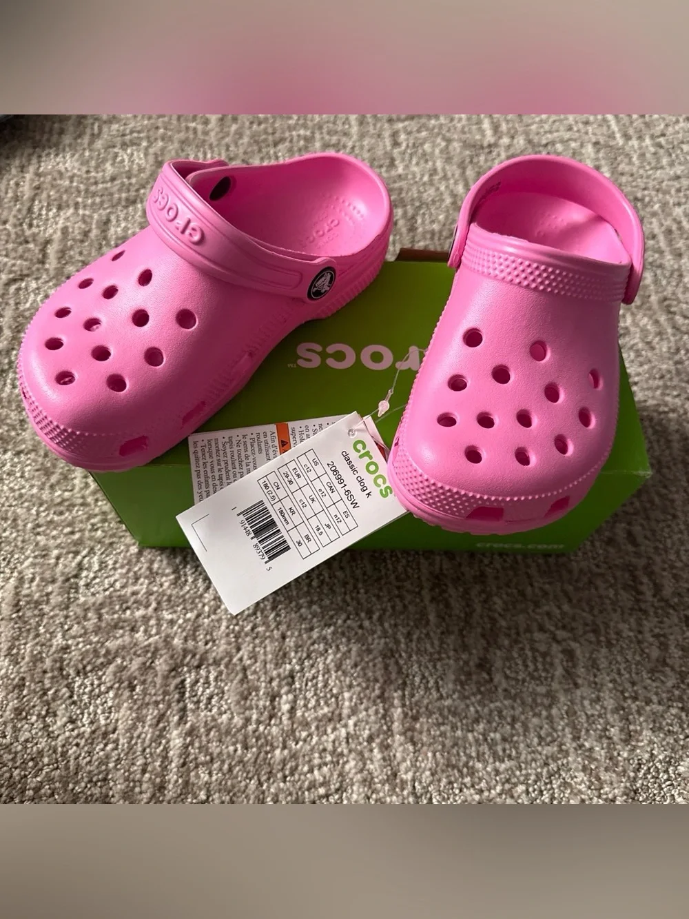 CROCS bright pink